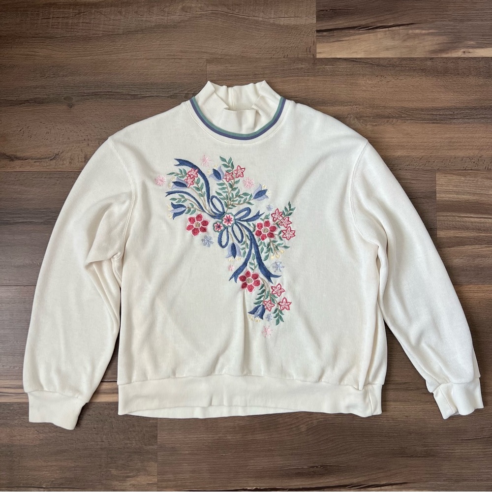 Vintage Alfred Dunner Mock Neck Embroidered Floral Sweater - Cream - Size Large